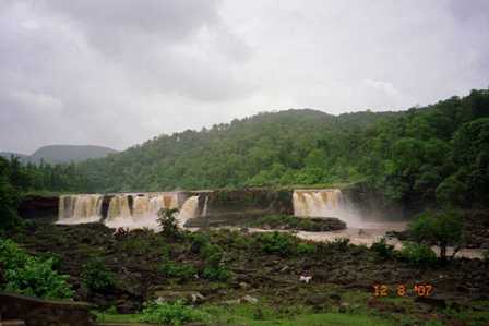 Gira Falls